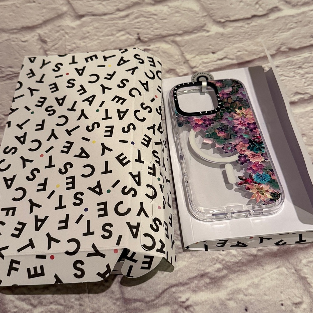 Casetify Floral colorful and Clear Phone Case 16 Pro MagSafe - Picture 2 of 5